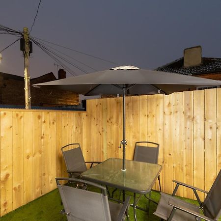 Central Roof Terrace Apartment Stockton-on-Tees Bagian luar foto