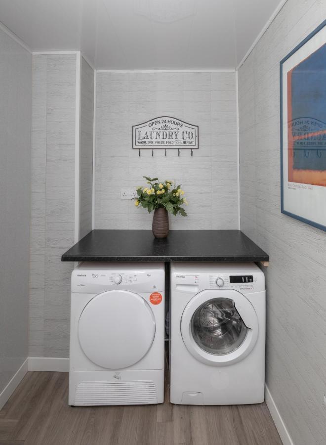 Central Roof Terrace Apartment Stockton-on-Tees Bagian luar foto